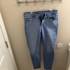 OLD NAVY ROCKSTAR SKINNY JEANS